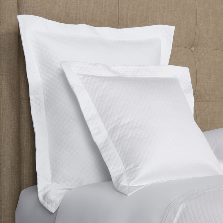 slide 2 Hotel Melody Euro Sham