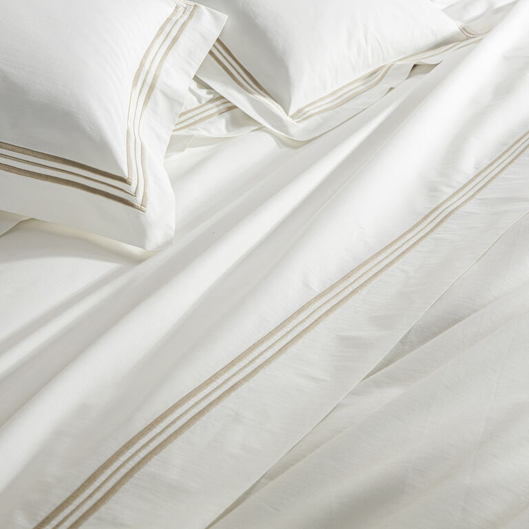 slide 4 Triplo Bourdon Pillowcase