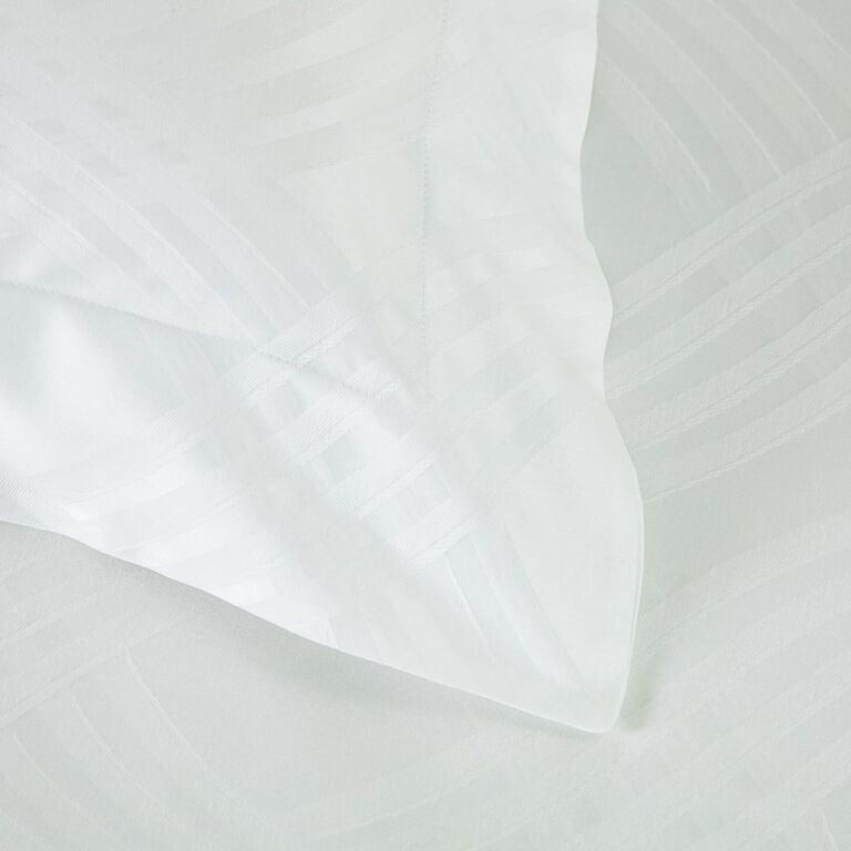 slide 3 Gant Duvet Cover White