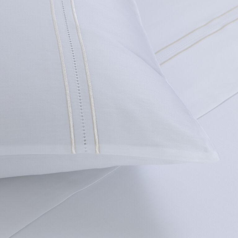 slide 3 Elegance Sheet Set