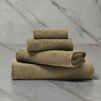 Unito Bath Towel